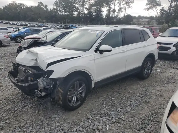 3VV2B7AXXLM006429 2020 VOLKSWAGEN TIGUAN - Image 1