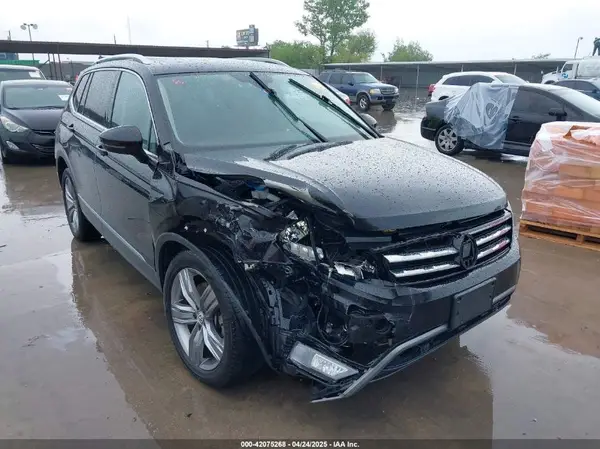 3VV2B7AXXLM022419 2020 VOLKSWAGEN TIGUAN - Image 1