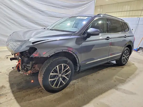 3VV2B7AXXLM032884 2020 VOLKSWAGEN TIGUAN - Image 1