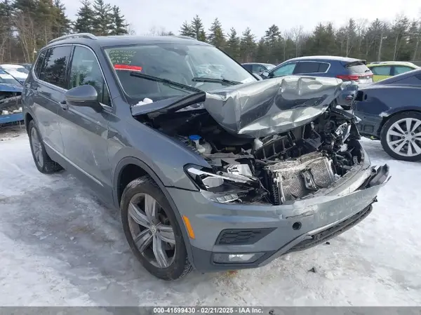 3VV2B7AXXLM093989 2020 VOLKSWAGEN TIGUAN - Image 1