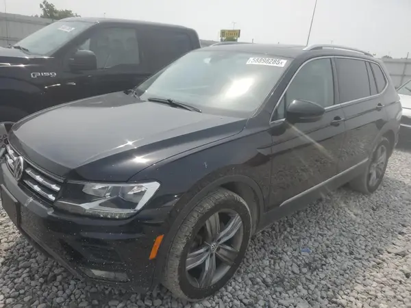 3VV2B7AXXLM113559 2020 VOLKSWAGEN TIGUAN - Image 1