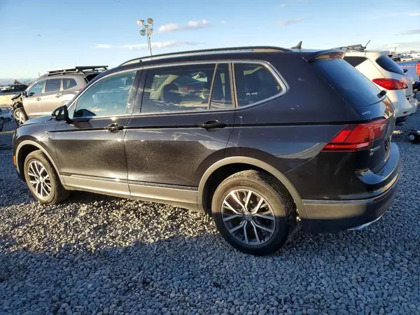 3VV2B7AXXLM116218 2020 VOLKSWAGEN TIGUAN - Image 2