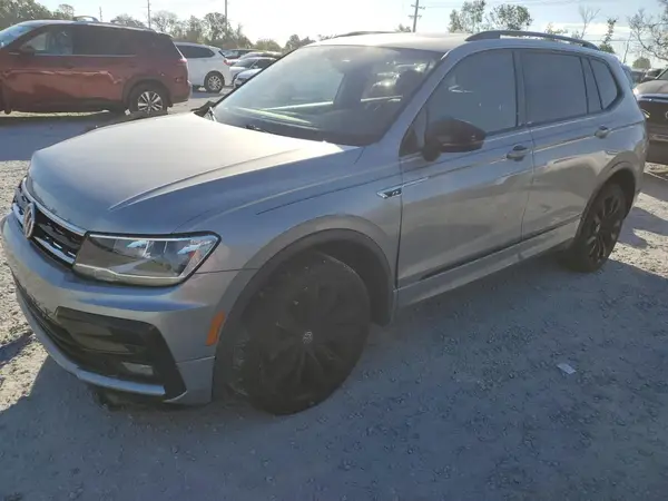 3VV2B7AXXLM144388 2020 VOLKSWAGEN TIGUAN - Image 1