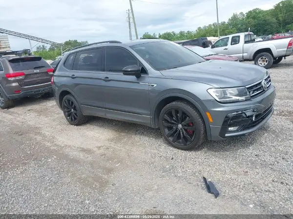 3VV2B7AXXLM156864 2020 VOLKSWAGEN TIGUAN - Image 1
