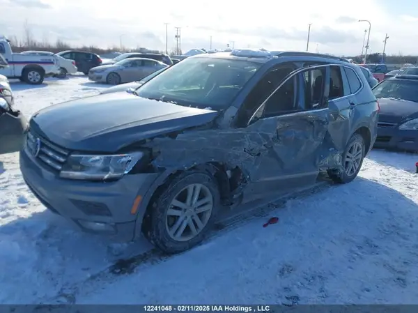 3VV2B7AXXLM161790 2020 VOLKSWAGEN TIGUAN - Image 2