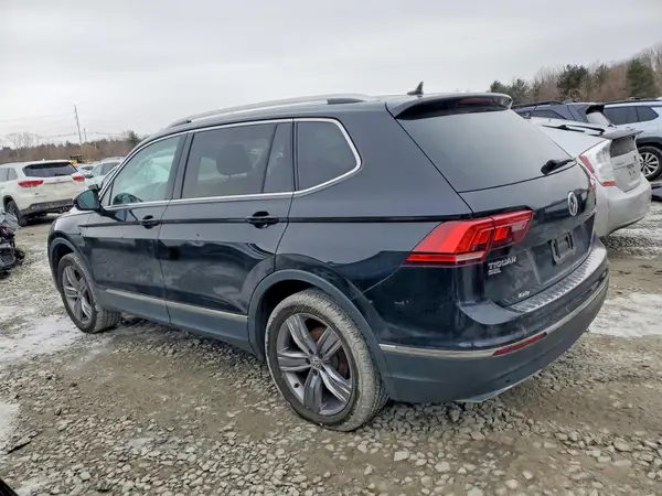 3VV2B7AXXLM181795 2020 VOLKSWAGEN TIGUAN - Image 2