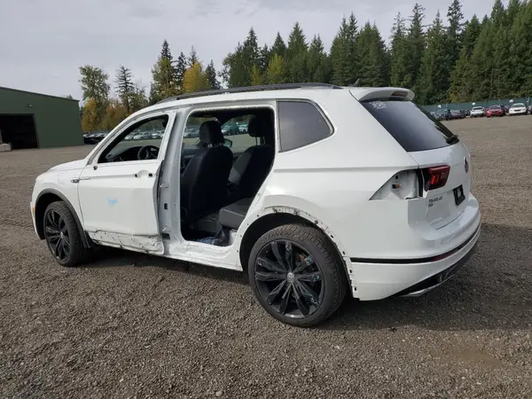 3VV2B7AXXLM182235 2020 VOLKSWAGEN TIGUAN - Image 2