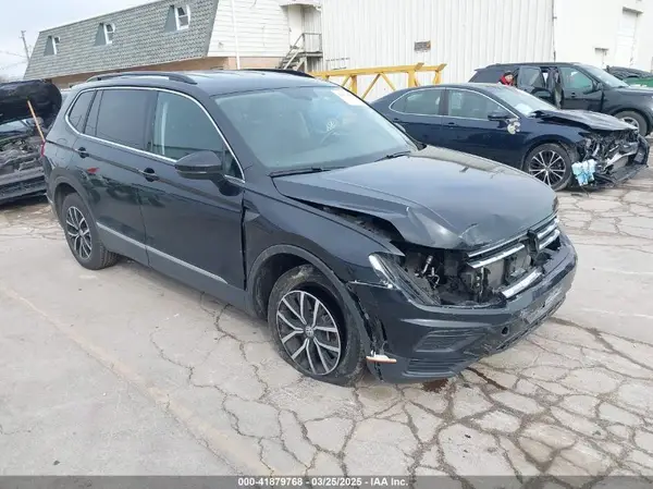 3VV2B7AXXMM057849 2021 VOLKSWAGEN TIGUAN - Image 1