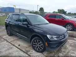 3VV2B7AXXMM058256 2021 VOLKSWAGEN TIGUAN
