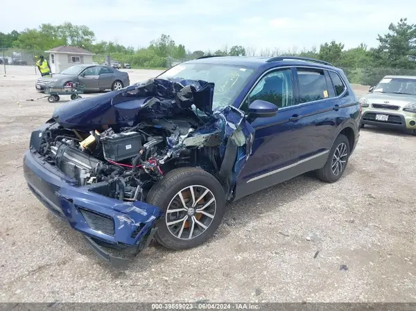 3VV2B7AXXMM084355 2021 VOLKSWAGEN TIGUAN - Image 2