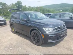 3VV2B7AXXMM098305 2021 VOLKSWAGEN TIGUAN