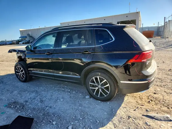 3VV2B7AXXMM116267 2021 VOLKSWAGEN TIGUAN - Image 2