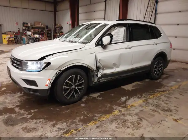 3VV2B7AXXMM12909 2021 VOLKSWAGEN TIGUAN - Image 2