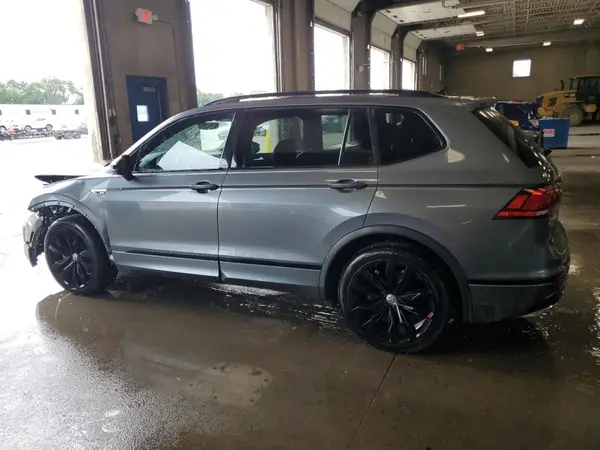 3VV2B7AXXMM143811 2021 VOLKSWAGEN TIGUAN - Image 2