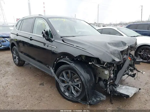 3VV2B7AXXNM016364 2022 VOLKSWAGEN TIGUAN - Image 1