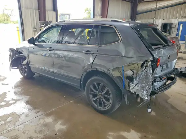 3VV2B7AXXNM042401 2022 VOLKSWAGEN TIGUAN - Image 2