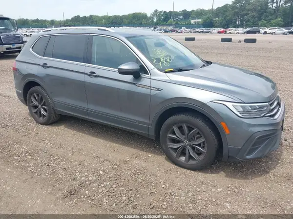 3VV2B7AXXNM043354 2022 VOLKSWAGEN TIGUAN - Image 1