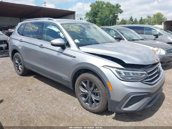 3VV2B7AXXNM156043 2022 VOLKSWAGEN TIGUAN - Image 1