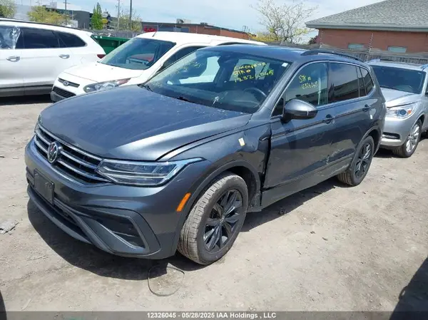 3VV2B7AXXRM038371 2024 VOLKSWAGEN TIGUAN - Image 2