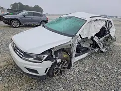 3VV2BVAX7LM044376 2020 VOLKSWAGEN TIGUAN