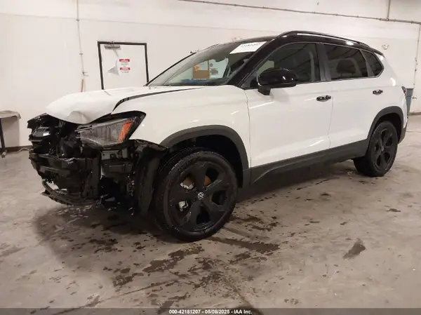 3VV2C7B20SM014571 2025 VOLKSWAGEN TAOS - Image 2