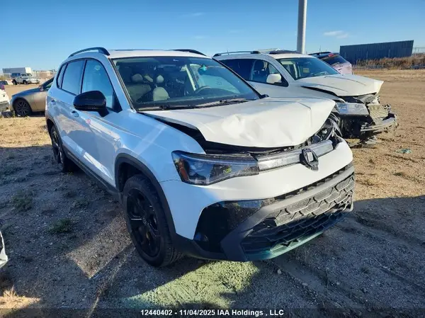 3VV2C7B21SM062533 2025 VOLKSWAGEN TAOS - Image 2
