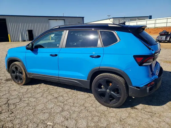 3VV2C7B24SM077107 2025 VOLKSWAGEN TAOS - Image 2