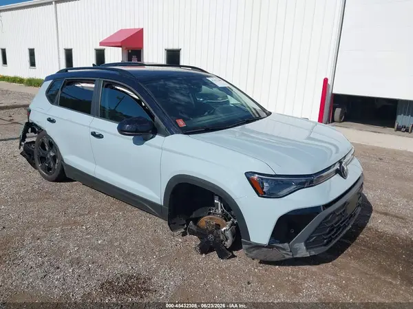 3VV2C7B25TM020495 2026 VOLKSWAGEN TAOS - Image 1