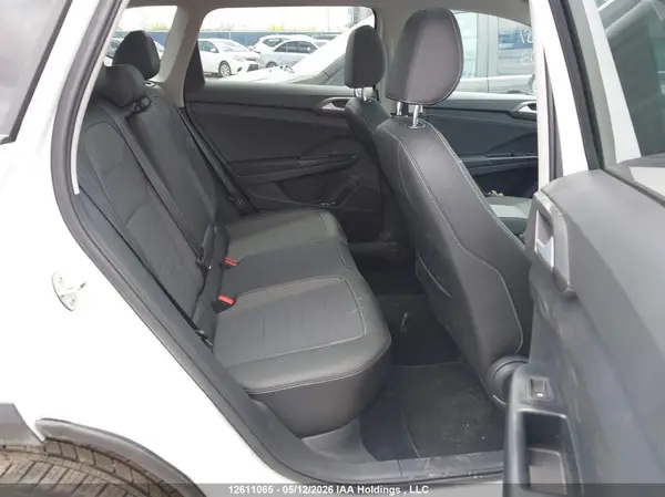 3VV2C7B27TM040943 2026 VOLKSWAGEN TAOS - Image 8