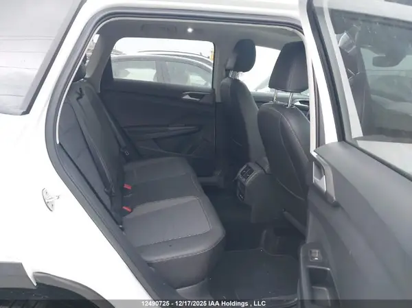 3VV2C7B28TM014884 2026 VOLKSWAGEN TAOS - Image 8