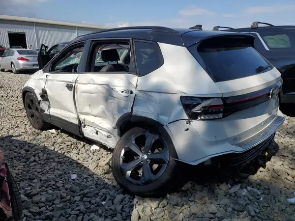 3VV2C7B2XSM020152 2025 VOLKSWAGEN TAOS - Image 2