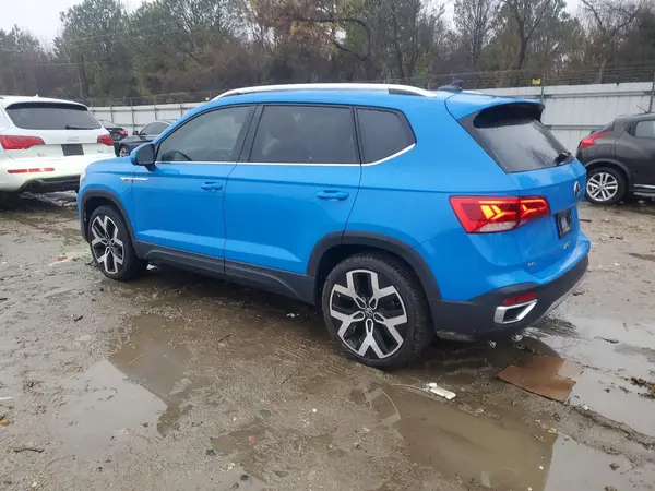 3VV2X7B20PM313229 2023 VOLKSWAGEN TAOS - Image 2