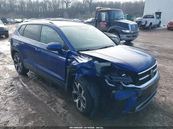 3VV2X7B21PM305527 2023 VOLKSWAGEN TAOS - Image 1
