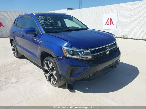 3VV2X7B22NM065207 2022 VOLKSWAGEN TAOS - Image 1