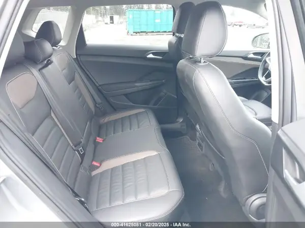 3VV2X7B22NM090169 2022 VOLKSWAGEN TAOS - Image 8