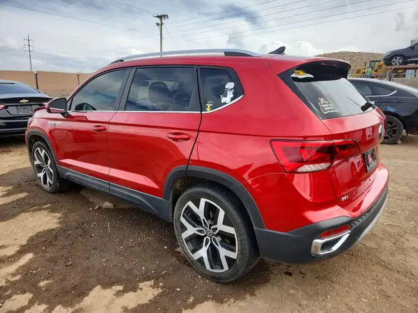3VV2X7B23NM035603 2022 VOLKSWAGEN TAOS - Image 2