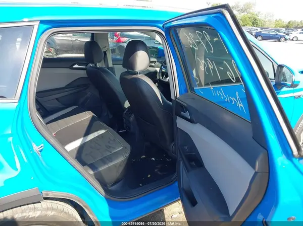 3VV2X7B24PM318546 2023 VOLKSWAGEN TAOS - Image 8