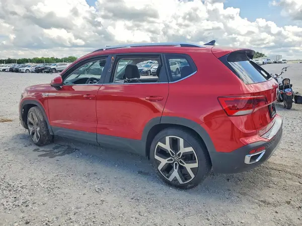 3VV2X7B25NM044982 2022 VOLKSWAGEN TAOS - Image 2