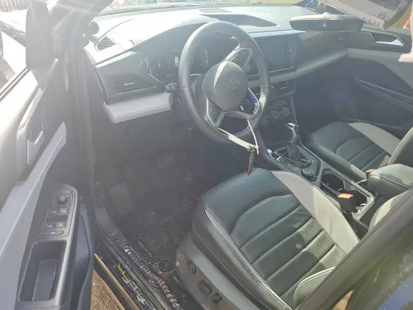3VV2X7B25PM323318 2023 VOLKSWAGEN TAOS - Image 8