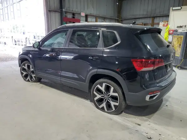 3VV2X7B27NM072766 2022 VOLKSWAGEN TAOS - Image 2