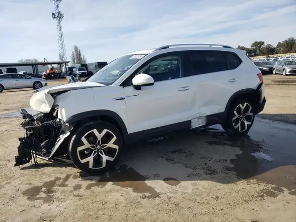 3VV2X7B28NM036150 2022 VOLKSWAGEN TAOS - Image 1