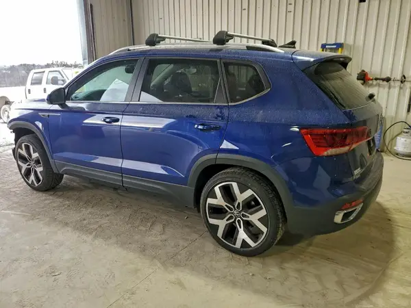 3VV2X7B29NM030759 2022 VOLKSWAGEN TAOS - Image 2