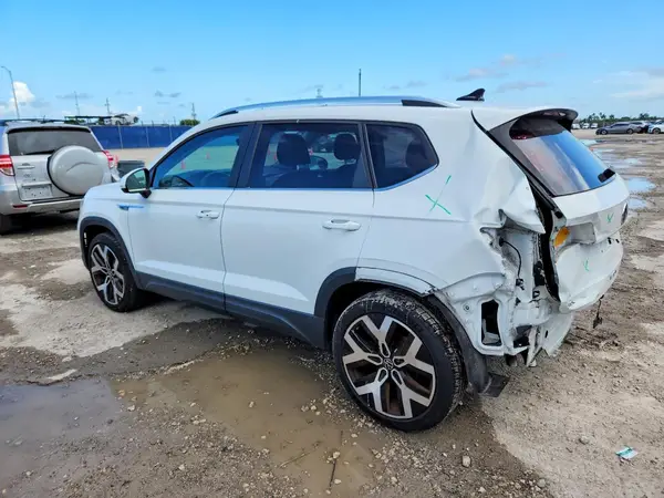 3VV2X7B29NM064927 2022 VOLKSWAGEN TAOS - Image 2