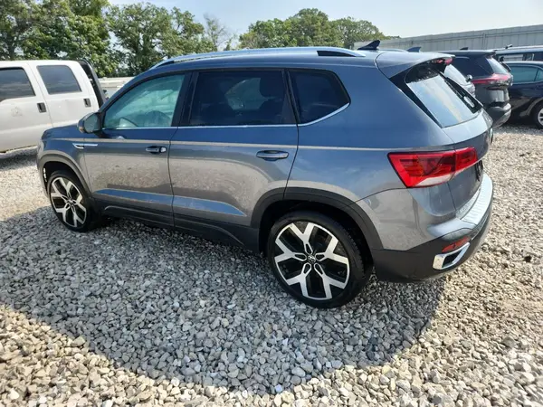 3VV2X7B2XNM084491 2022 VOLKSWAGEN TAOS - Image 2