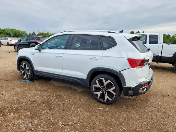 3VV2X7B2XPM308605 2023 VOLKSWAGEN TAOS - Image 2