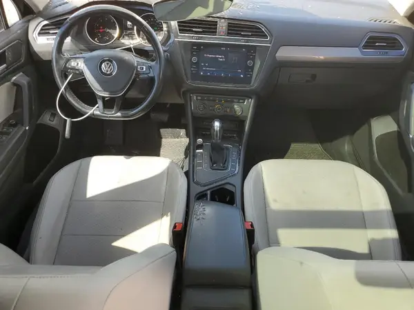 3VV3B7AX0JM020325 2018 VOLKSWAGEN TIGUAN - Image 8