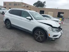3VV3B7AX0JM032782 2018 VOLKSWAGEN TIGUAN