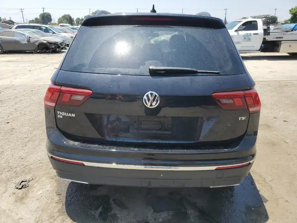 2018 VOLKSWAGEN TIGUAN auction photo 6