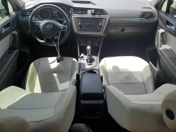3VV3B7AX0JM079861 2018 VOLKSWAGEN TIGUAN - Image 8