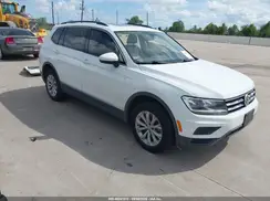 3VV3B7AX0JM090875 2018 VOLKSWAGEN TIGUAN